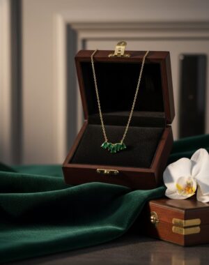 Emerald-Hued Gemstone Arch Necklace